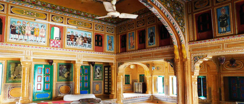 Golden Triangle Tour With Mandawa