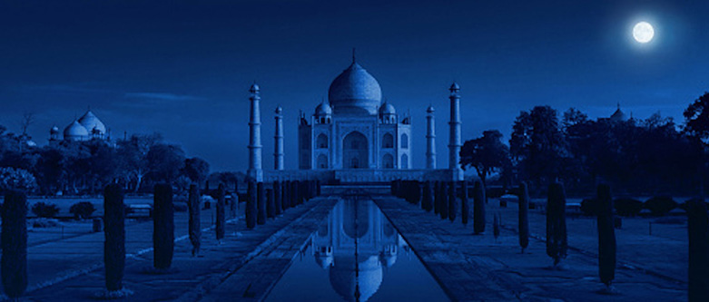Taj Mahal Moon light